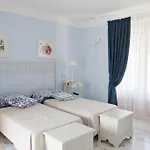 Aparthotel Mendolita