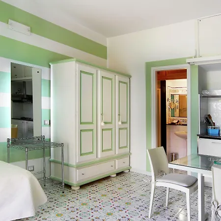 Mendolita Aparthotel Città di Lipari