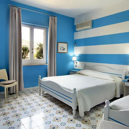 Mendolita Aparthotel