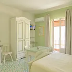 Aparthotel Mendolita 4*