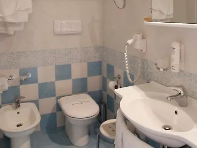 Mendolita Aparthotel 4*