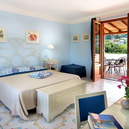 Hotel apartamentowy Mendolita 4*