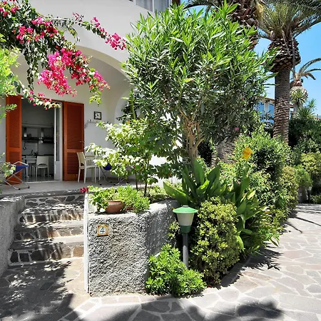 Mendolita Hotel apartamentowy 4*