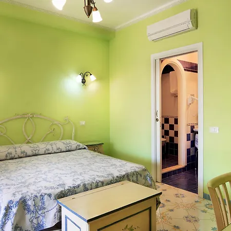 Mendolita Aparthotel