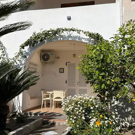 Mendolita Aparthotel