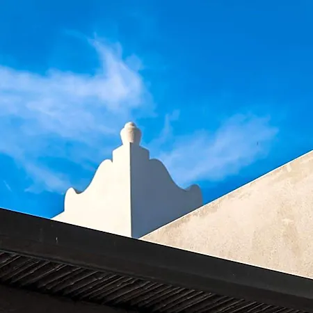 Aparthotel Mendolita 4*