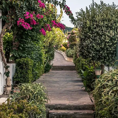 Mendolita Apartmanhotel Lipari