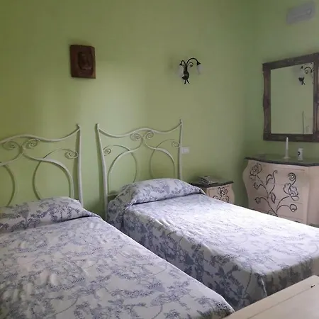 Apartmanhotel Mendolita 4*