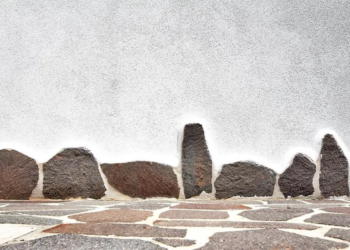 Mendolita 4* ليباري