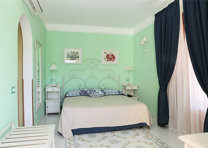 شقة فندقية Mendolita 4*